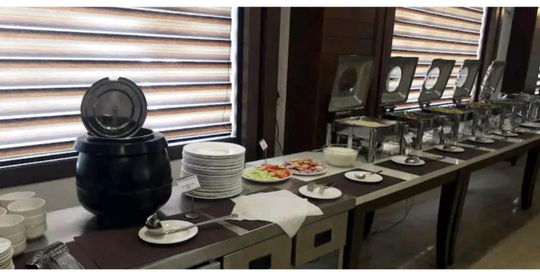 Hotel Agra Grande By Goyal Hoteliers المظهر الخارجي الصورة