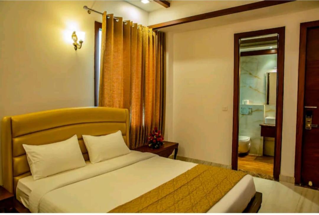 Hotel Agra Grande By Goyal Hoteliers المظهر الخارجي الصورة