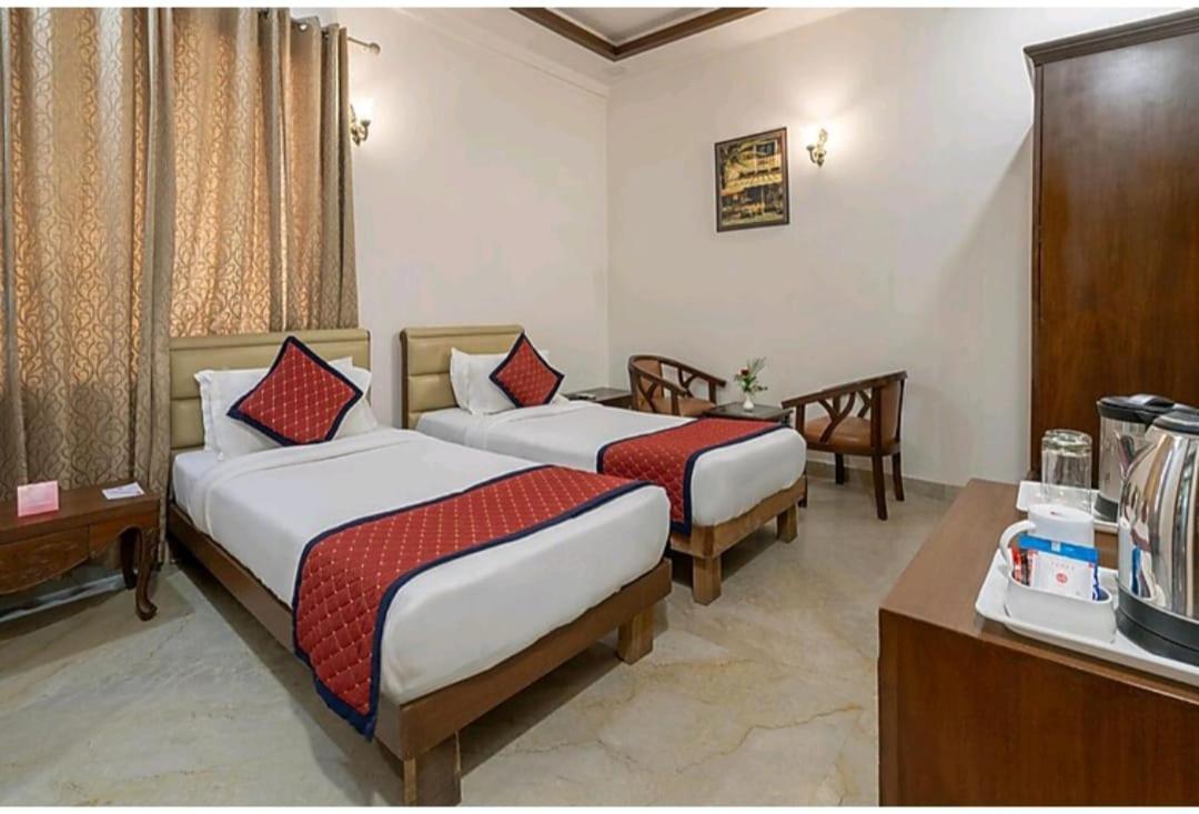 Hotel Agra Grande By Goyal Hoteliers المظهر الخارجي الصورة