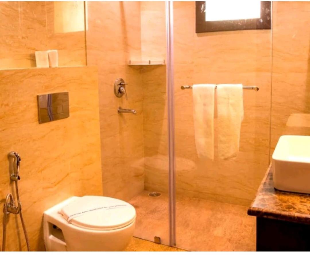 Hotel Agra Grande By Goyal Hoteliers المظهر الخارجي الصورة