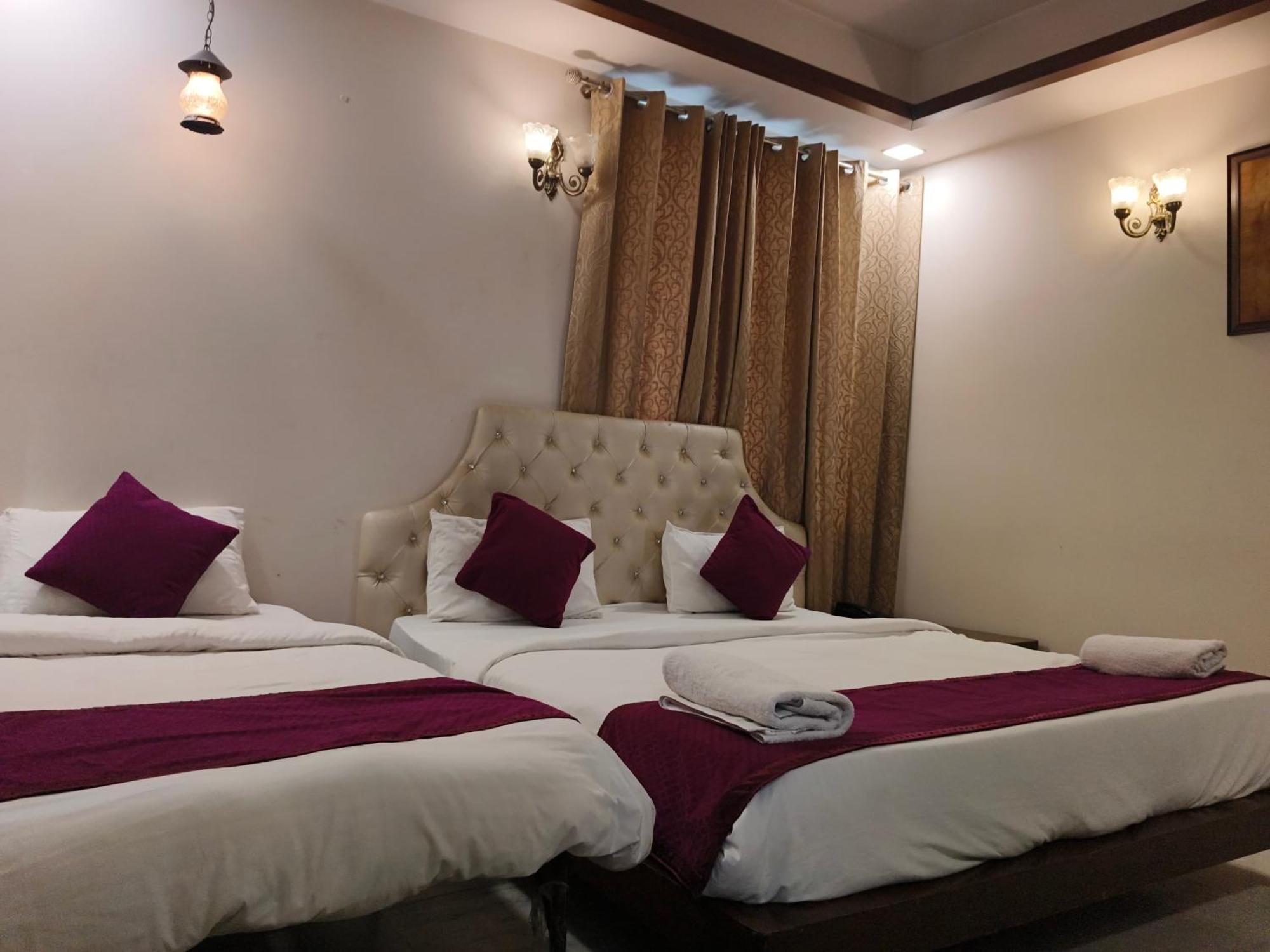 Hotel Agra Grande By Goyal Hoteliers المظهر الخارجي الصورة
