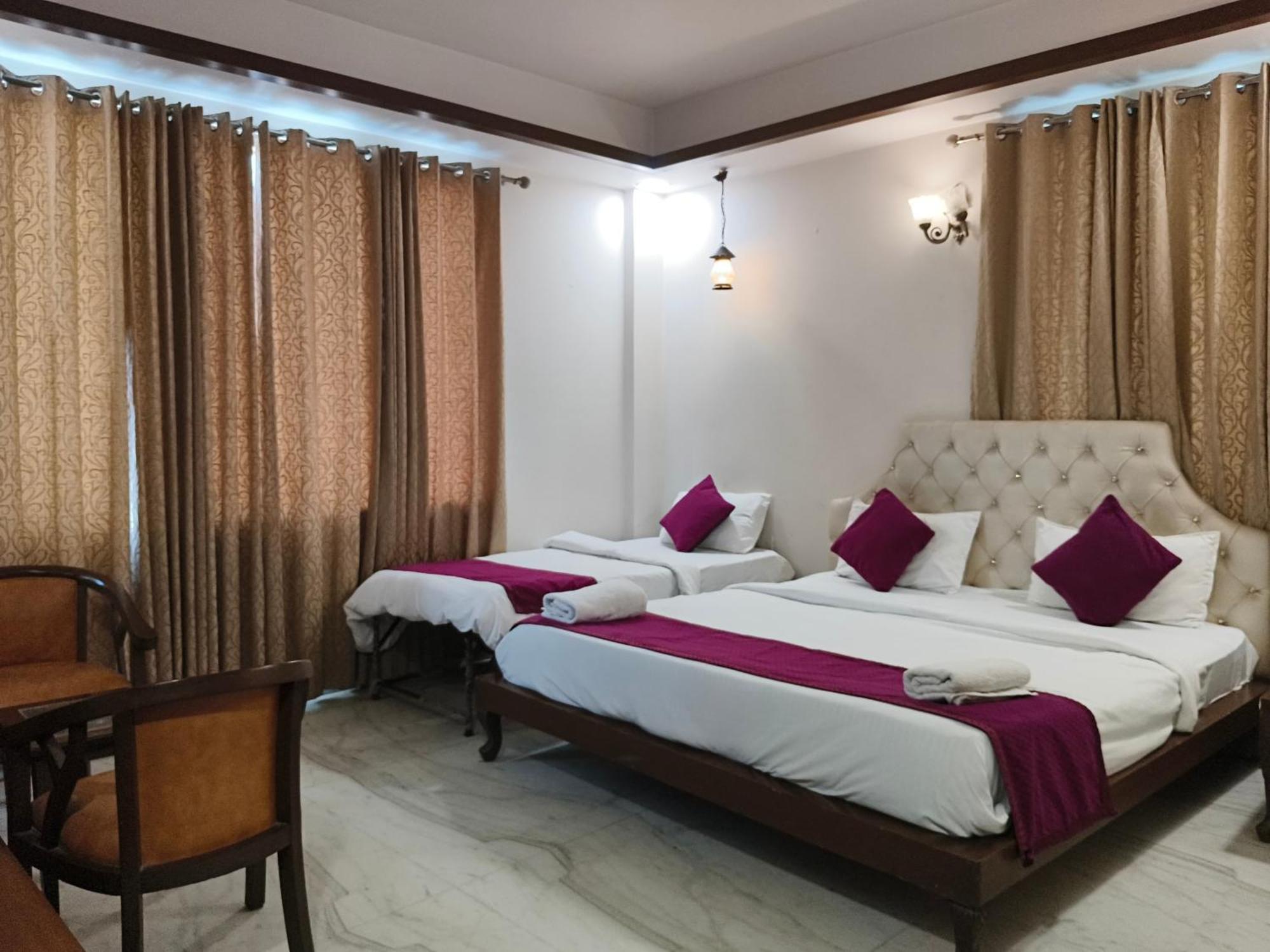Hotel Agra Grande By Goyal Hoteliers المظهر الخارجي الصورة